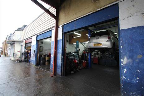 Garage
